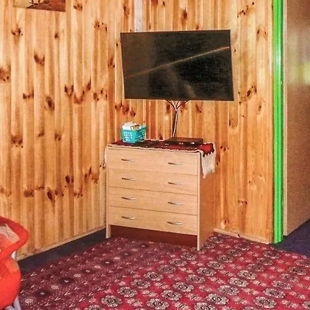 Semesterbostad Rus Mala